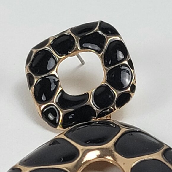 Gold-Tone Black Enamel Drop Earrings 2.5 In Pierced Post Leopard Print Pebble - Picture 4 of 10
